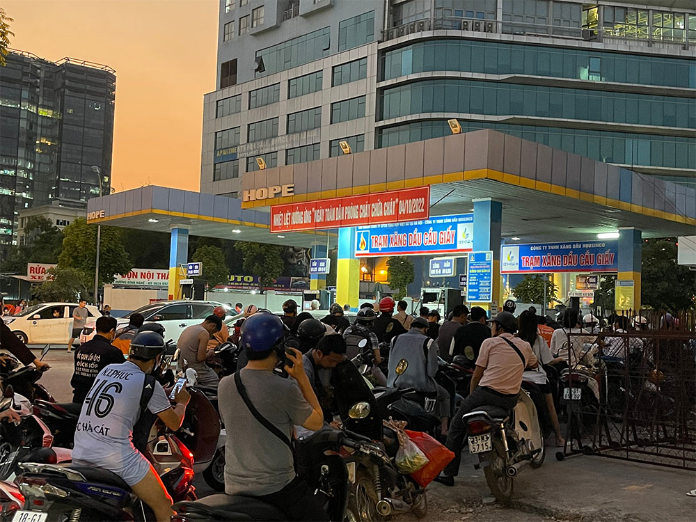 Người dân tuyệt đối không nên tích trữ xăng dầu